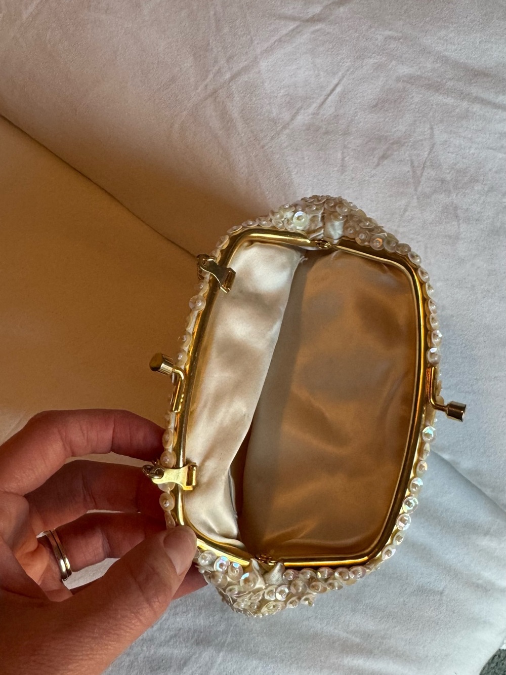 Vintage Sequin Embellished Ivory Bridal Mini Clutch with Gold Chain - Picture 2 of 5